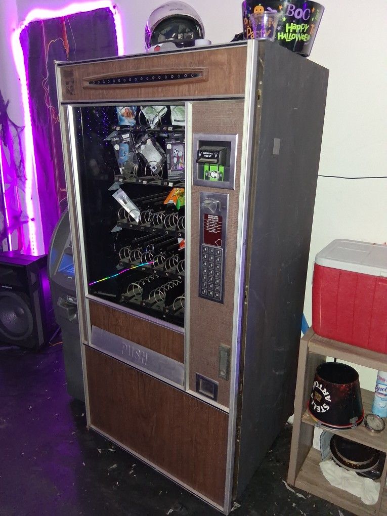 Snack Shop Vending machine