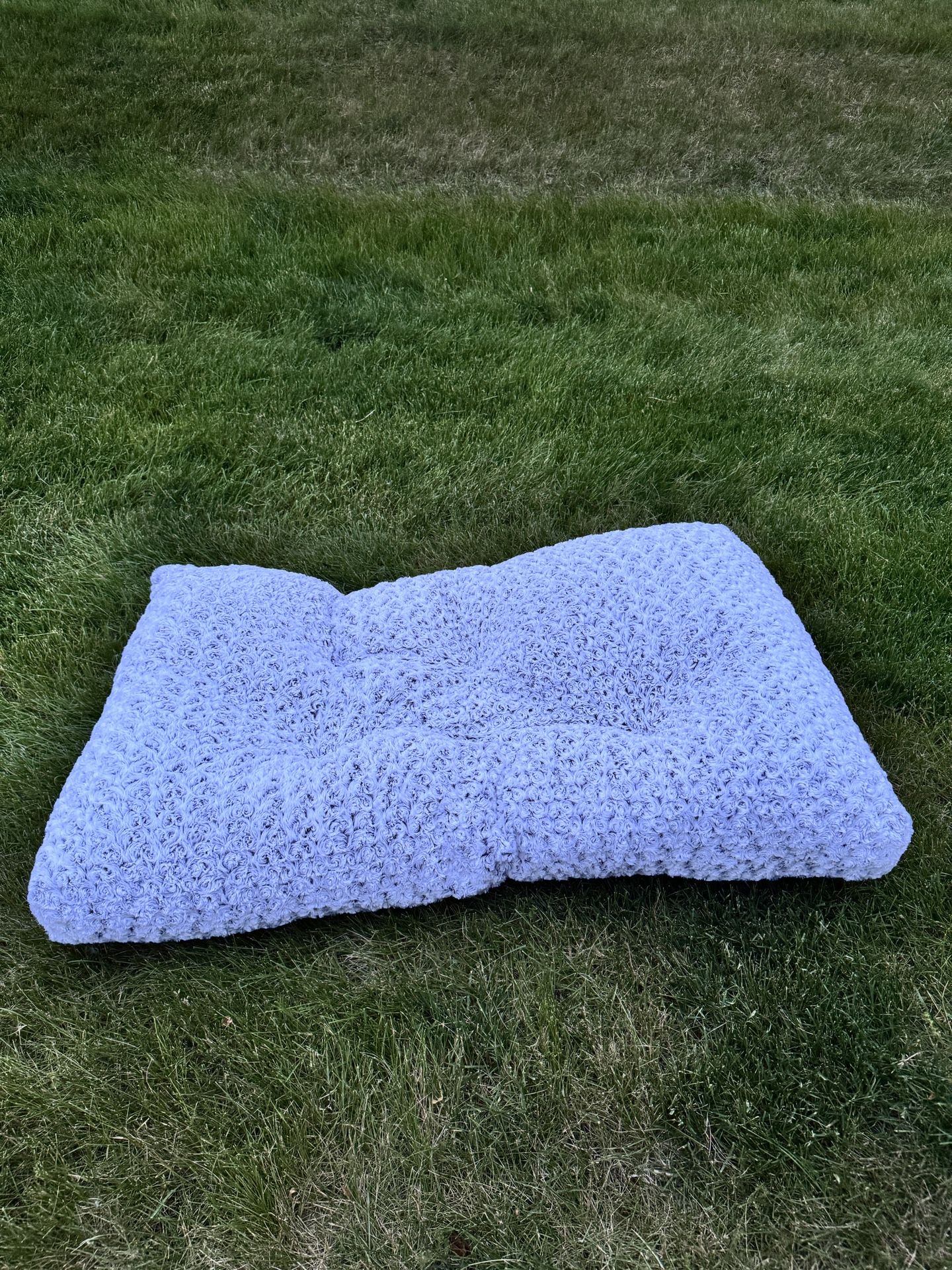 Dog Bed โ Large โ Plush & Anti-Slip Pet Mat