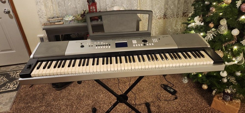 yamaha portable grand dgx 530