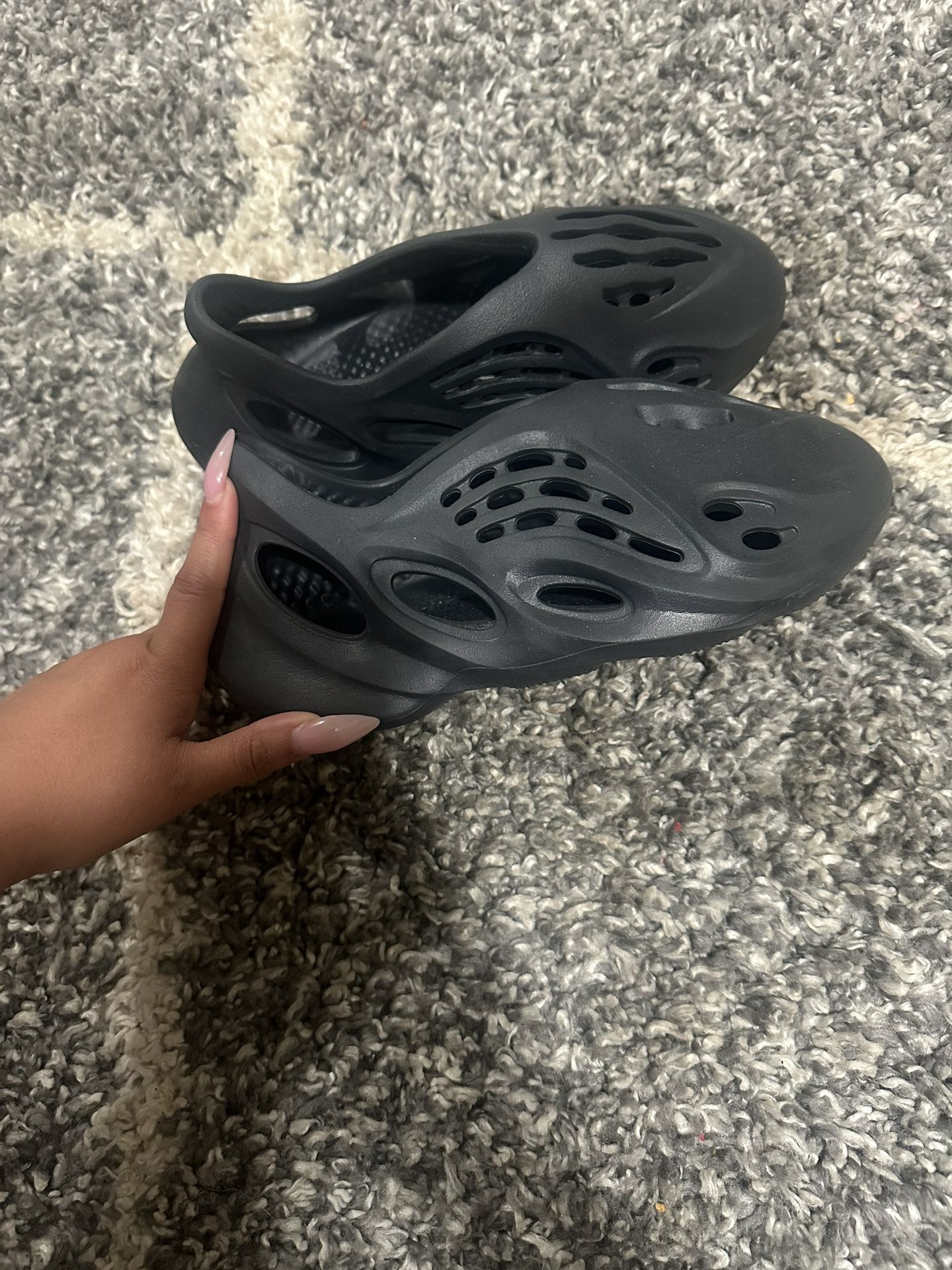 Yeezy Onyx Foam Runners