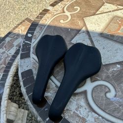 Par De Asientos Nuevos Para Bicicleta $15 Por Los 2 