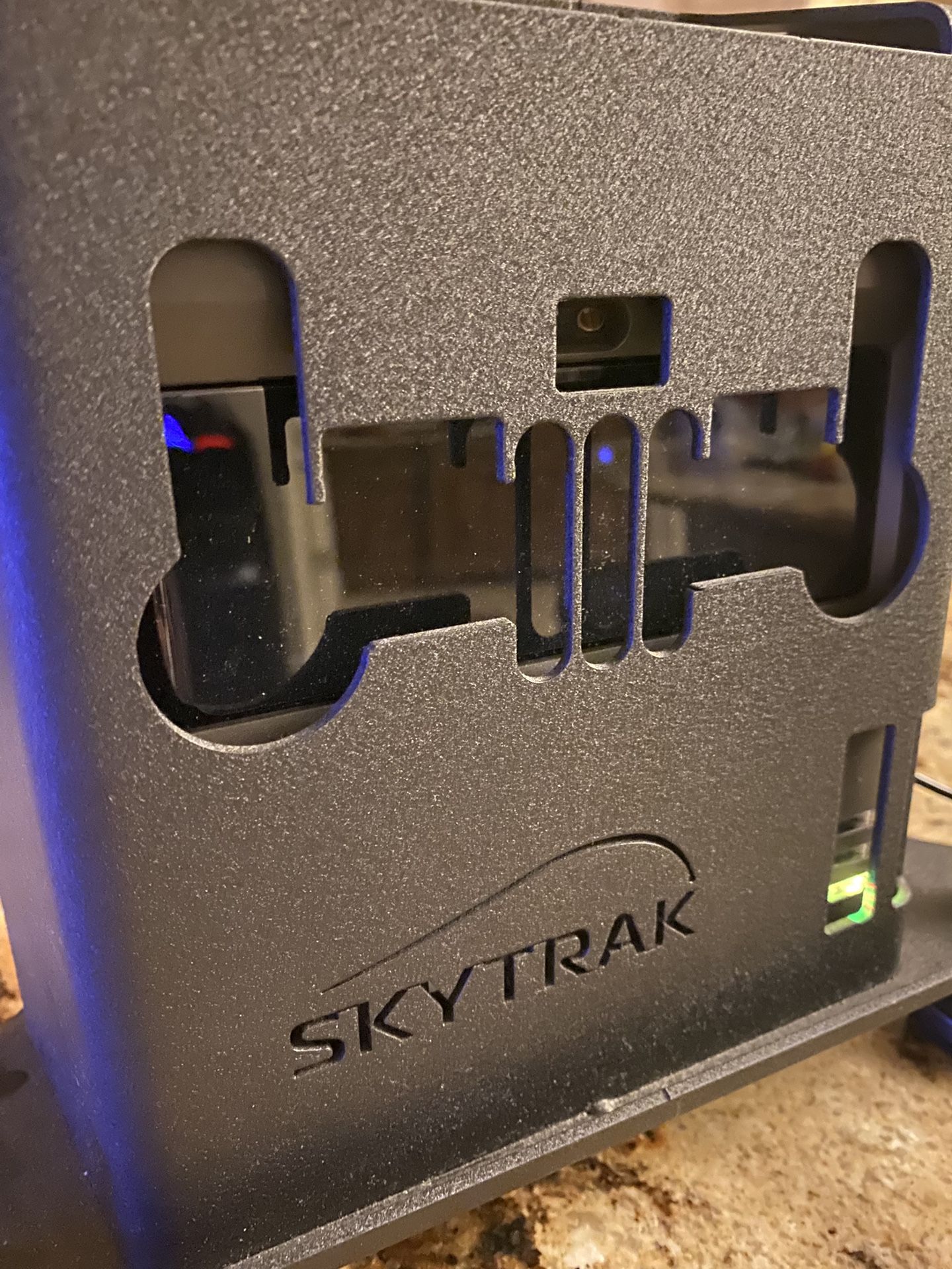 SKYTRAK Launch Monitor & Case