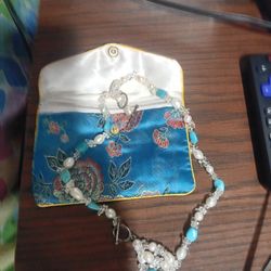Pearl Necklace/Bracelet With Silk Case