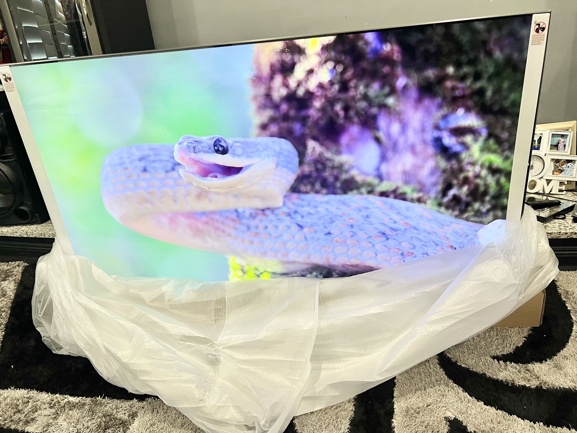 85 Samsung Tv Smart 4k HDTV In Box 