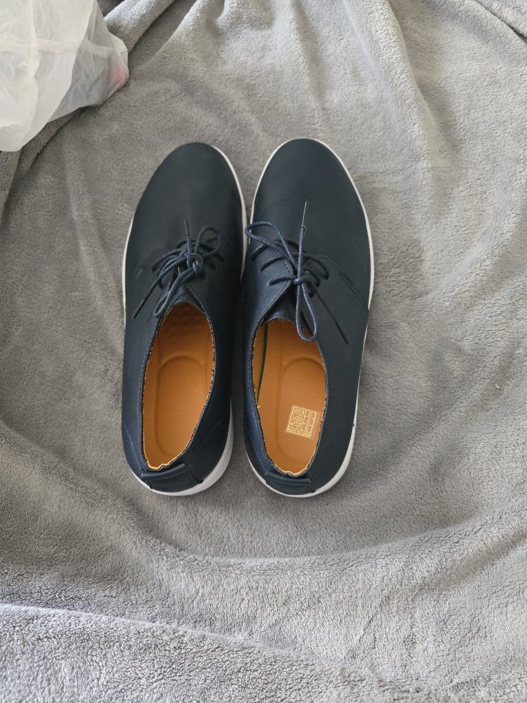 Navy/White Lace Up Slip On Shoes