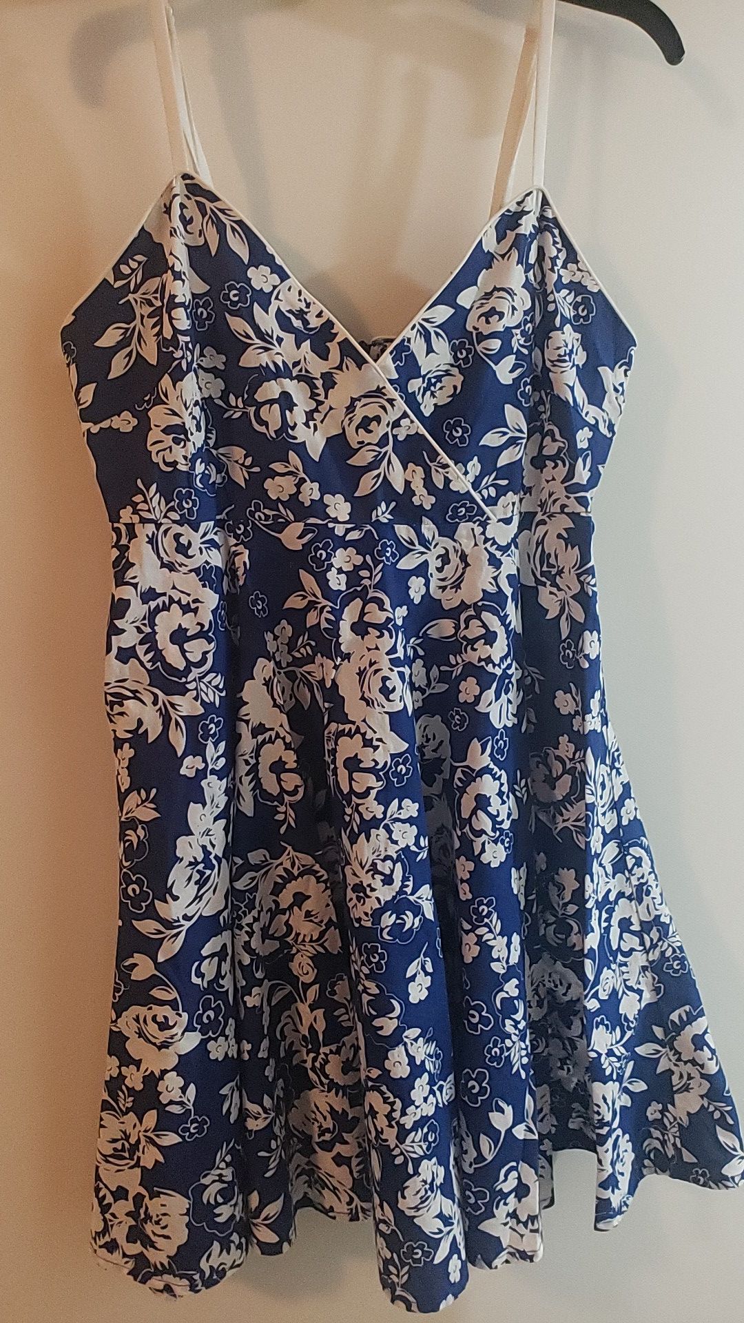 MOVING MUST GO! S/P Dress