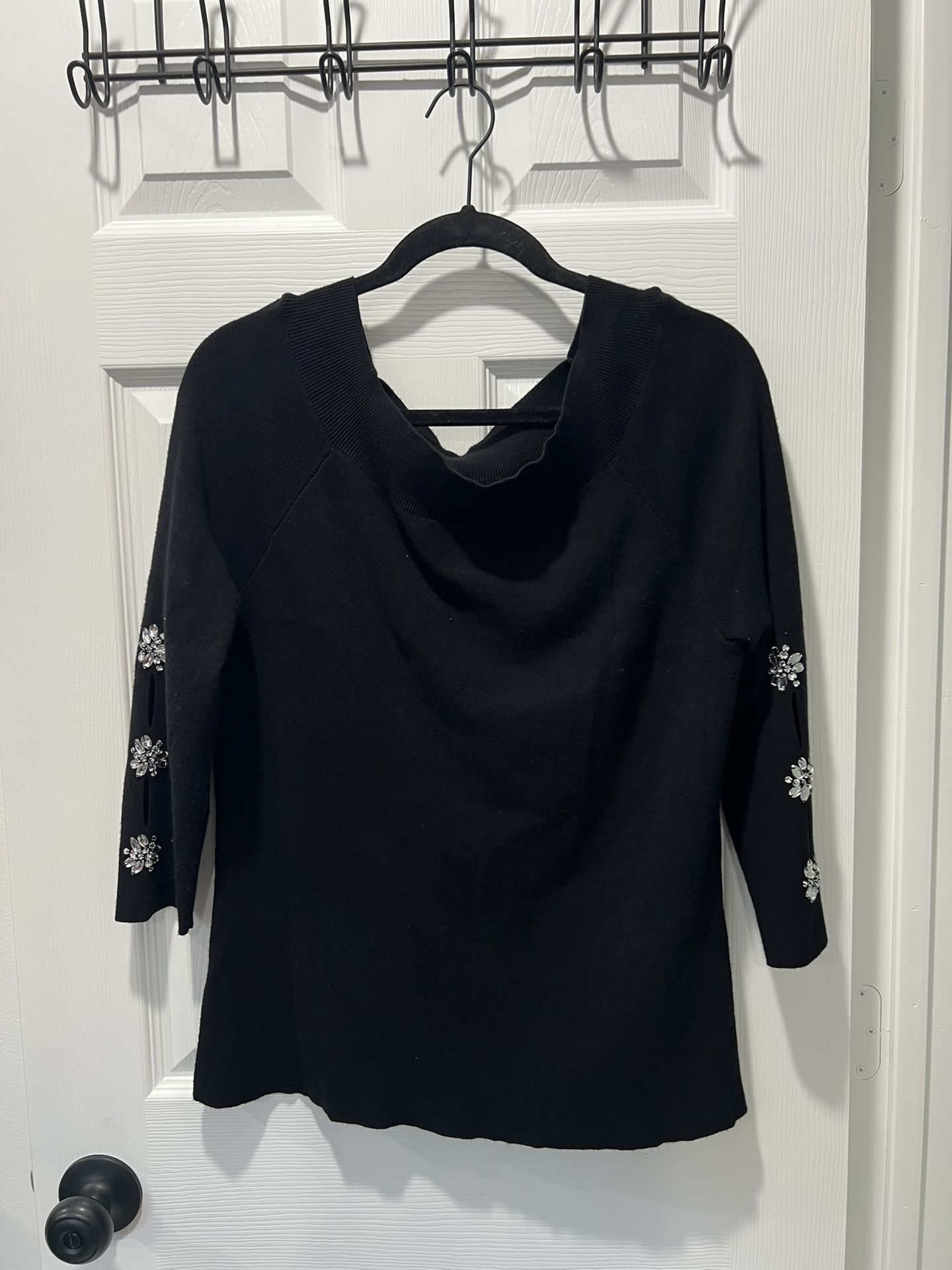 Black Sweater XL