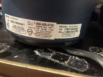 Garbage disposal used works good
