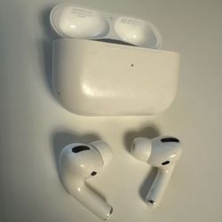 Apple AirPods Pro (1st Gen) w/ Charging Case GREAT CONDITION! A2084 A2083 A2190