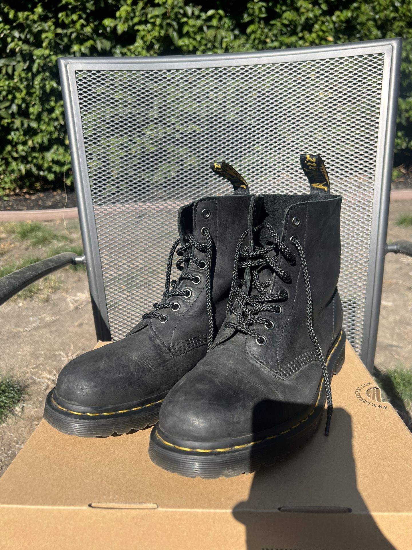 1460 PASCAL WAXED FULL GRAIN LEATHER LACE UP BOOTS