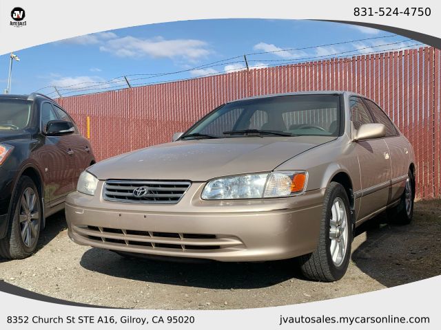2001 Toyota Camry