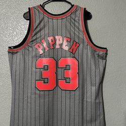 Michell & Ness Scotty Pippen #33 Chicago Bulls Swingman Jersey Size XL NBA
