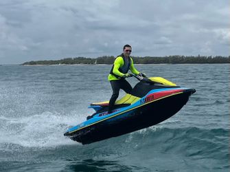 23’ Yamaha Jet Blaster Jet ski only 50 hours. Title. New waterproof JBL sound system, cover . Read for the water