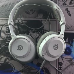 SteelSeries Arctis Nova 1