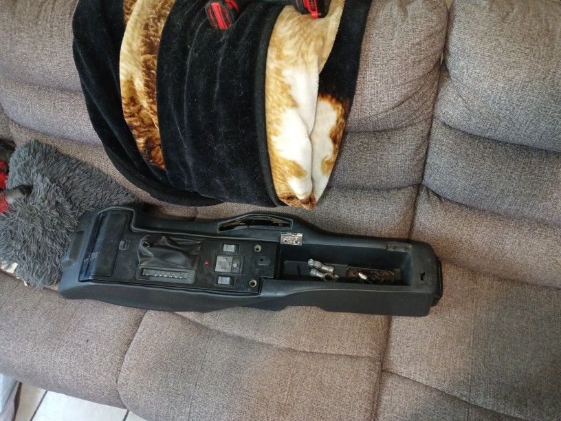 1991 Trans GTA Complete Center Console No Armrest Oem