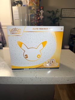Pokemon 30th anniversary ETB