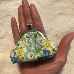 small Vera Bradley Coin kiss lock purse pouch yellow blue green 