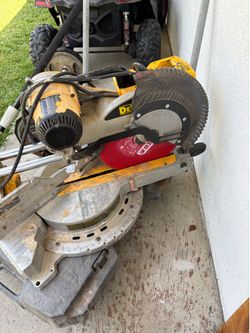 angle saw DeWalt