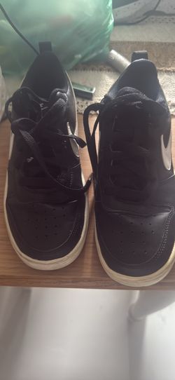 Nike Sneakers Size 5y And 6 Like New Each $30