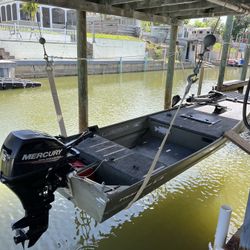 Great Boat & Great Deal - 14ft Flats Boat 15hp Mercury 