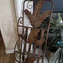 Metal Towel Rack, Frames, Bookends & More