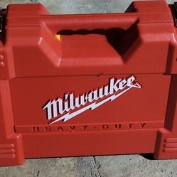 Milwaukee Hammer Drill Kit