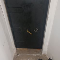 Huge Custom Safe 5 Shelves