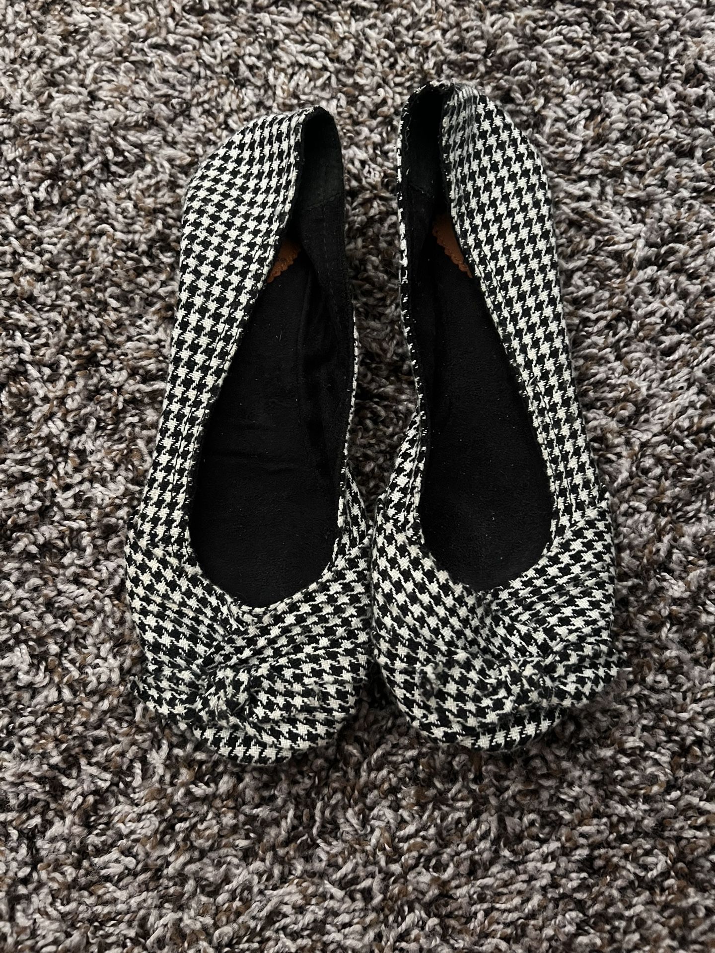 Women’s rocket dog houndstooth flats. Size 7.5