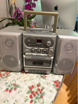 Old Radio and cd player