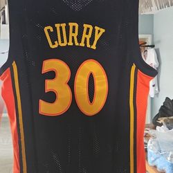 Curry Warriors Jersey 2XL $45 Firm On Price 