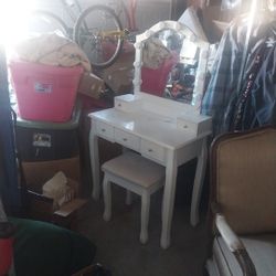 Princess Table And Chair, 