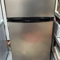 Thomson 2-Door Apartment Size Refrigerator with Freezer and Rounded Chrome Corners, 7.5 cu. ft, Platinum, Stainless