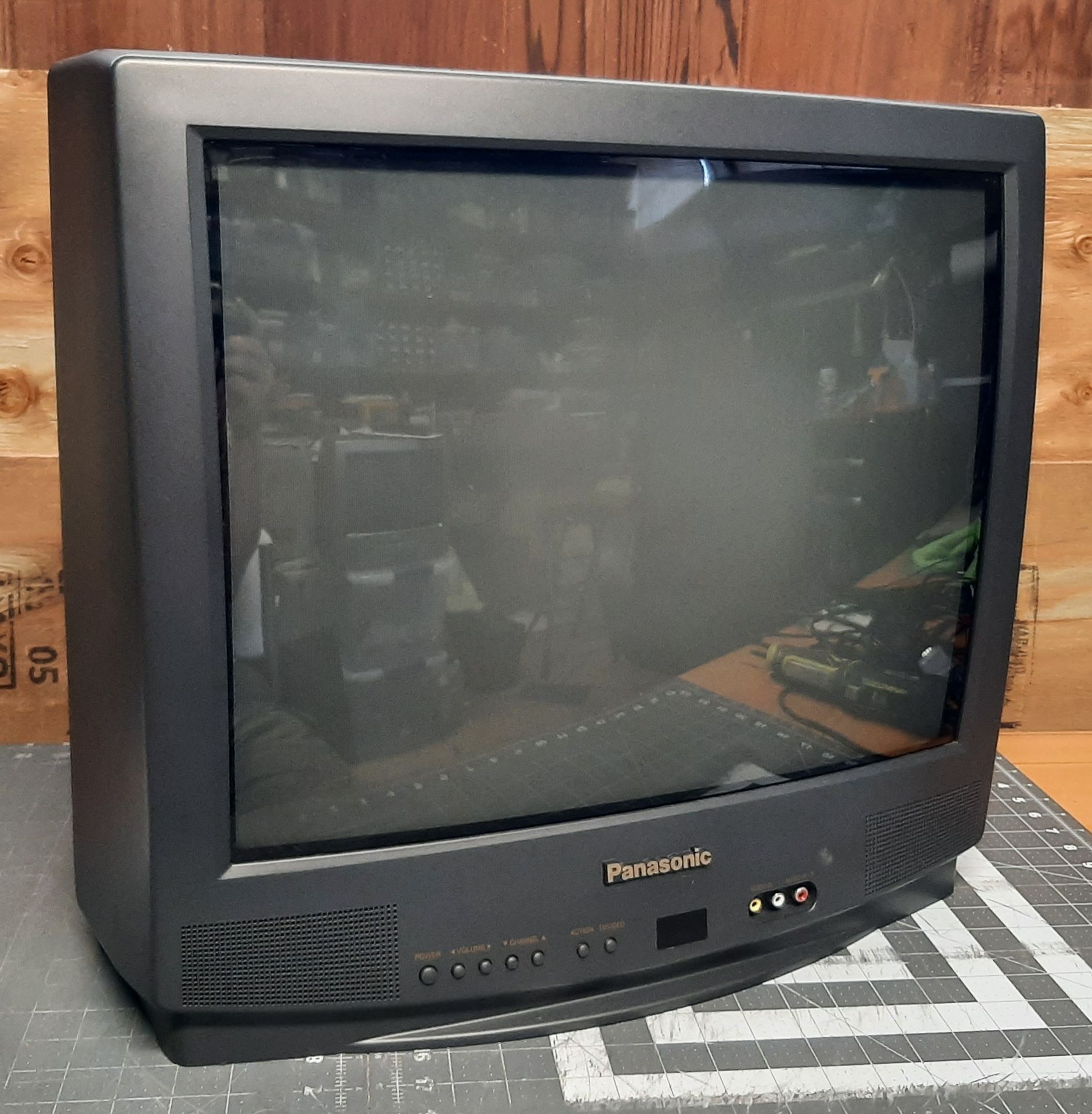 panasonic CT20G13 20" inch 