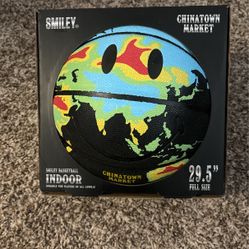 Chinatown Market Globe Ball 