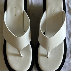 FRAME Le Ocean Wedge Sandal NWOB SZ 37(7)