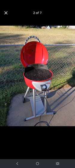 Char-Broil electric grill (+ tools and cover)