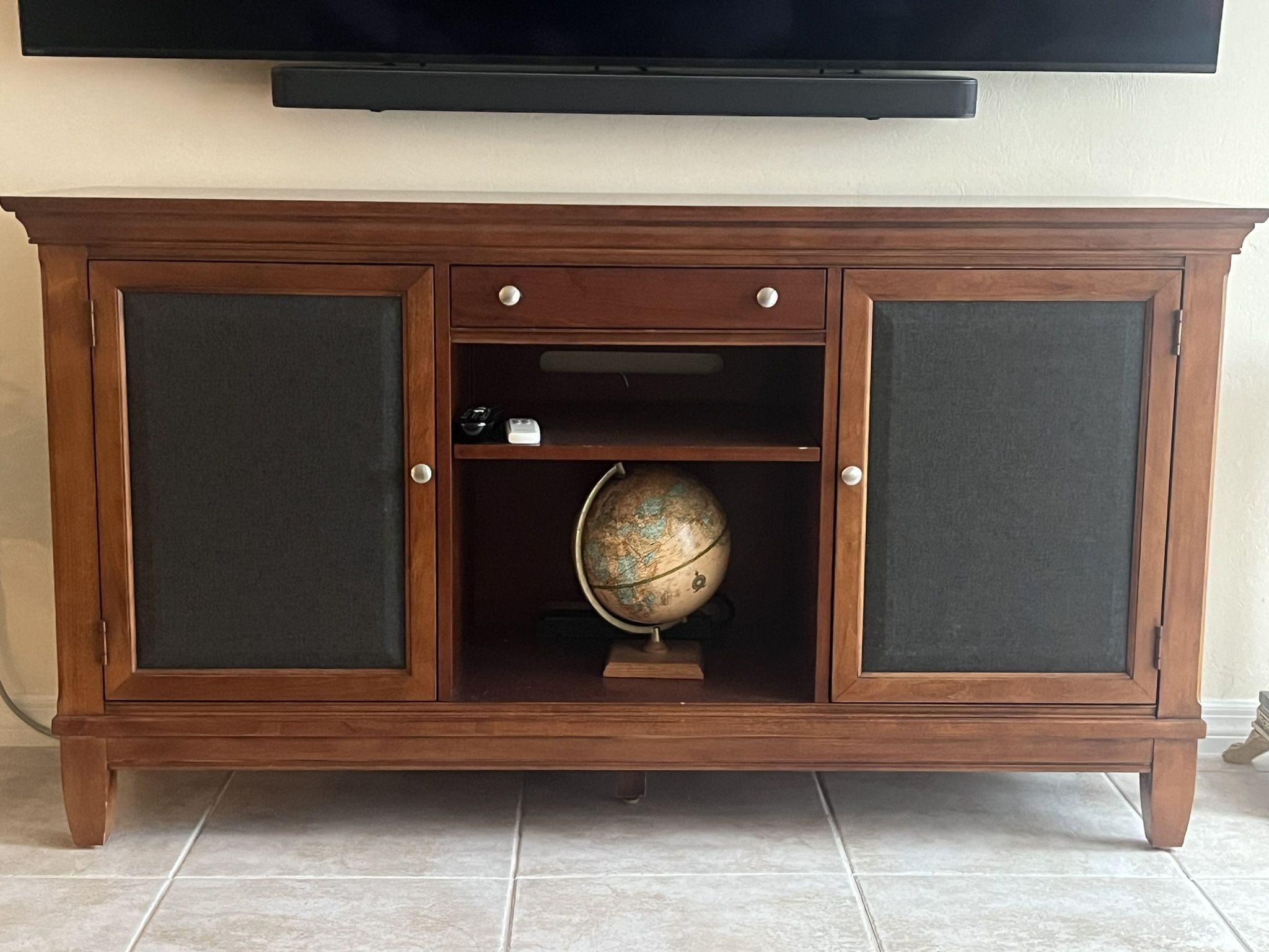 Solid Wood Coffee Table, End Table And Tv Stand