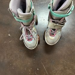 Sulifeel -Rainbow-Unicorn -state adjustable-light up- Roller skates for kids