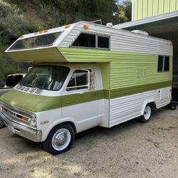 1973 Dodge Sportsman RV