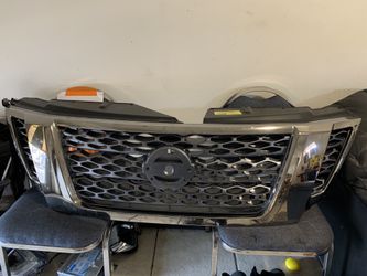 2016-2017-2018-2019 Nissan Armada grill