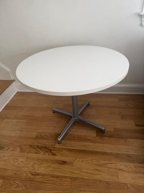 Steelcase Cafe or Collaborative Round Tables