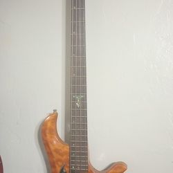 Traben Bass Guitar