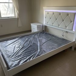 Brand New 5pcs Bedroom Set Queen Size On Sale  > Delivery & Installation Available 