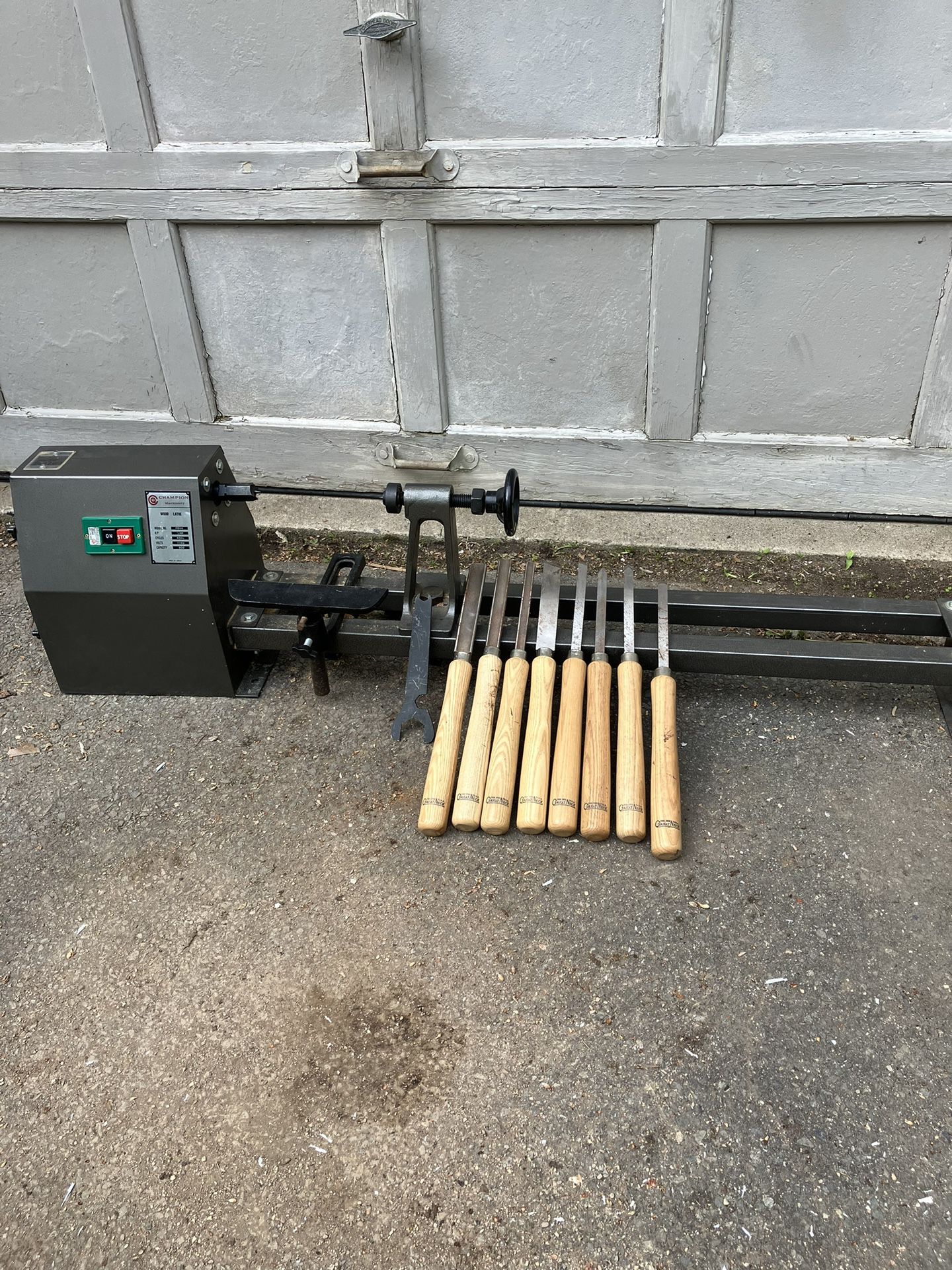 Wood Lathe with Tools