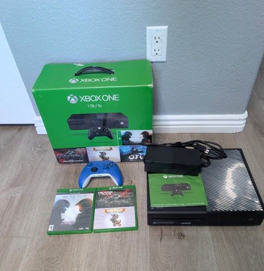 Xbox One Bundle With Controller And Games