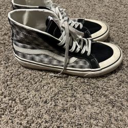 vans high top 9.5