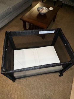Cosco porta a crib