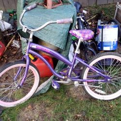 "Kent" Cruiser "Tiki Bay" 20" Wheels Girls Bicycle 