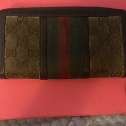 Gucci Wallet