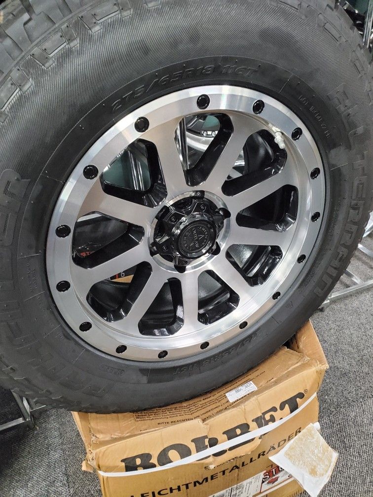 FORD F150 18INCH WHEELS AND TIRES BOLT PATTERN 6X135 OFFSET 18 18X9 WITH WHEEL SENSORS MOUNTED ON TIRES 275/65/18